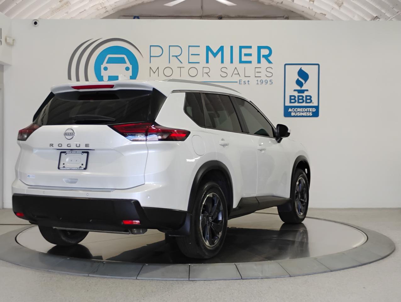 Nissan Rogue SV 2025