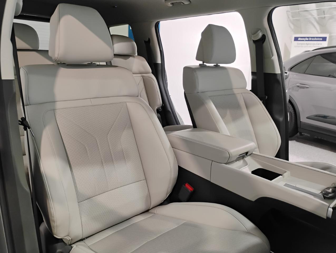 Hyundai Santa Fe SEL 2024