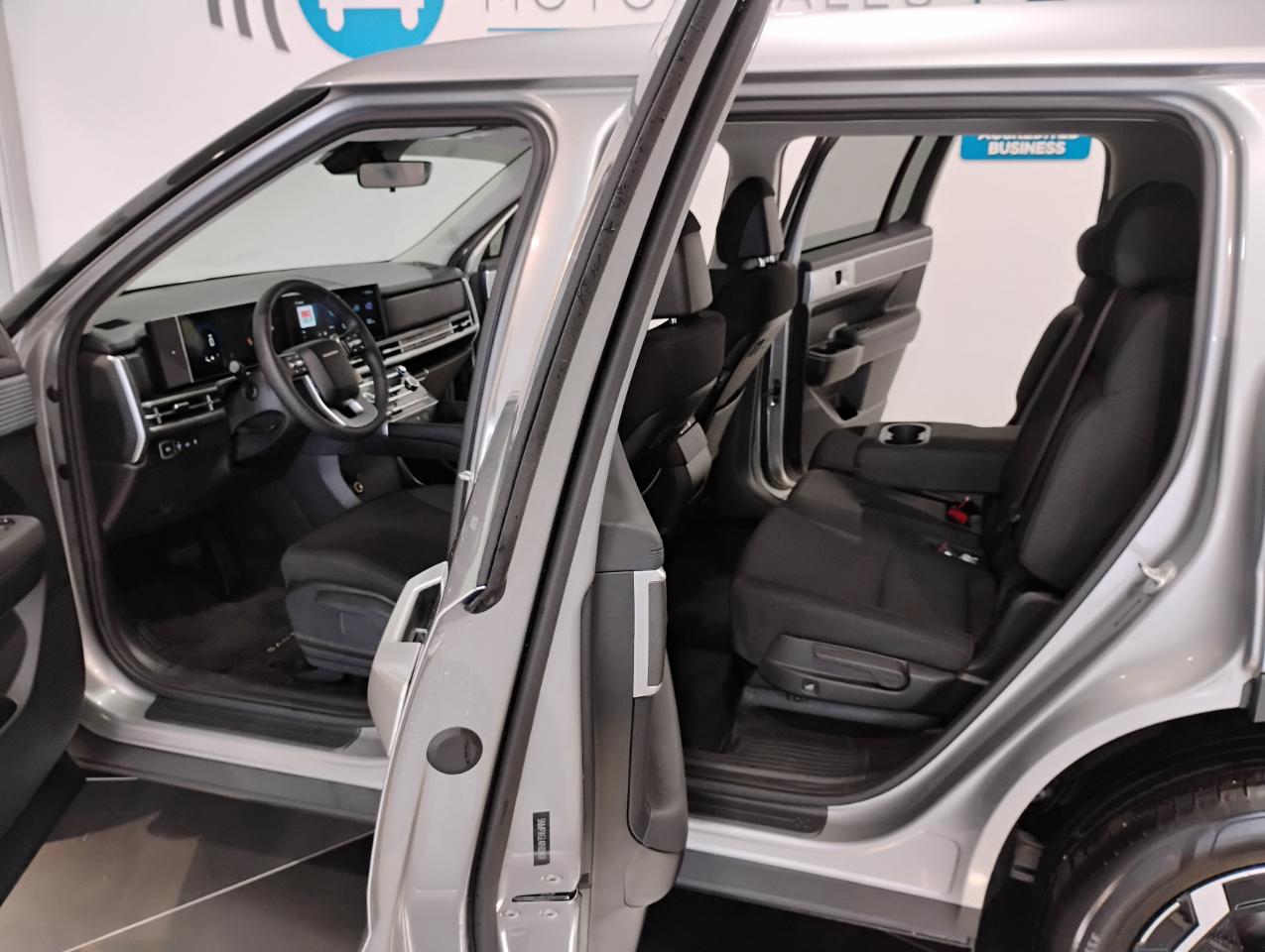 Hyundai Santa Fe SE 2024