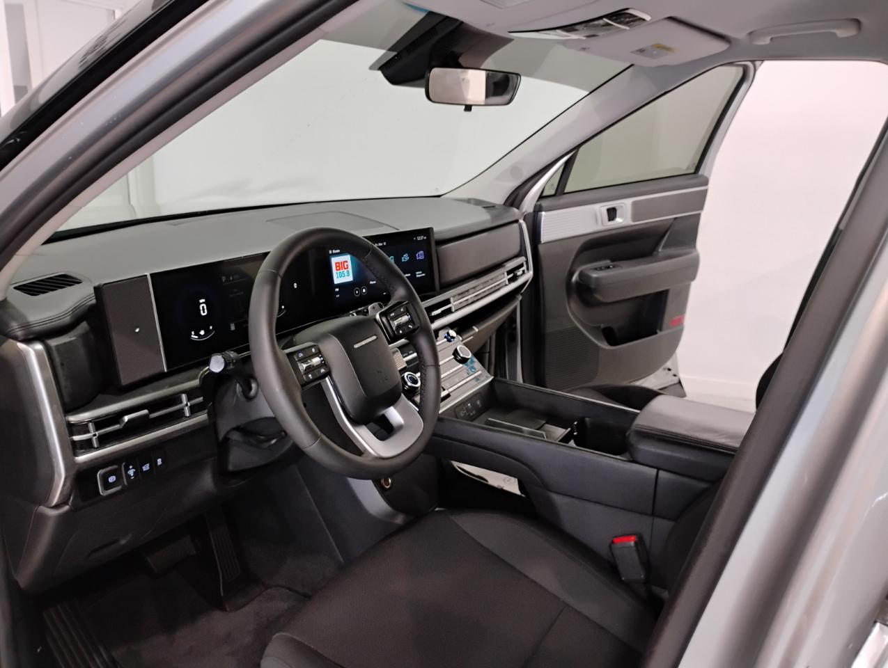 Hyundai Santa Fe SE 2024