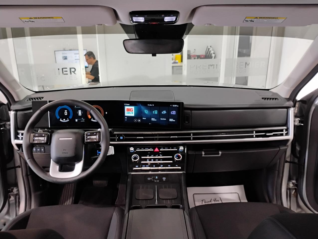 Hyundai Santa Fe SE 2024