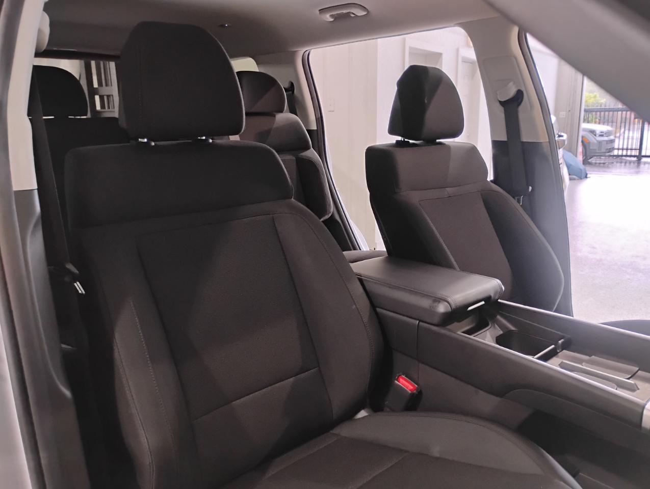 Hyundai Santa Fe SE 2024