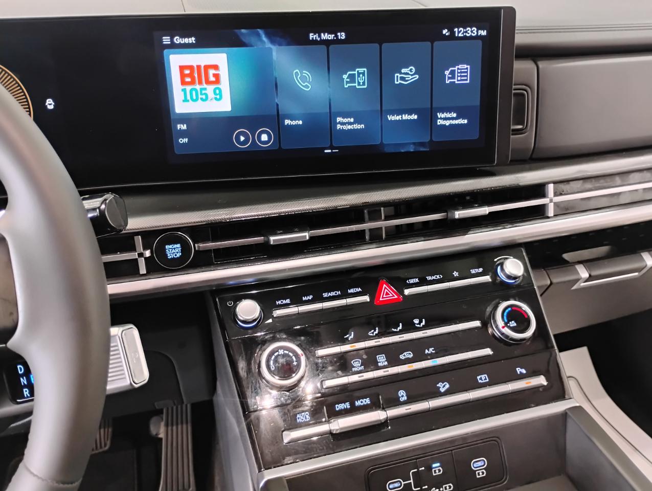 Hyundai Santa Fe SE 2024