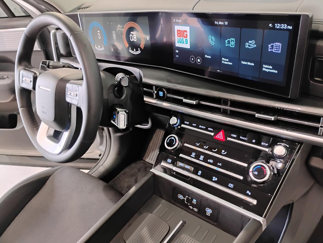 Hyundai Santa Fe SE 2024