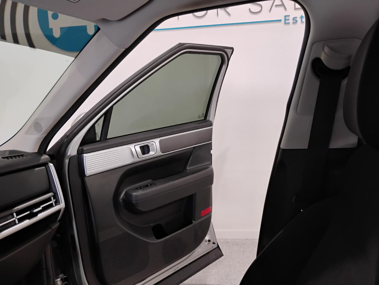 Hyundai Santa Fe SE 2024