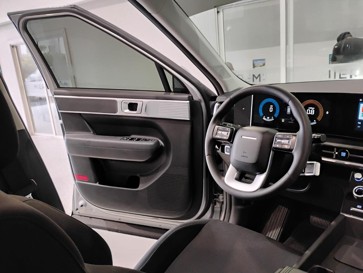 Hyundai Santa Fe SE 2024