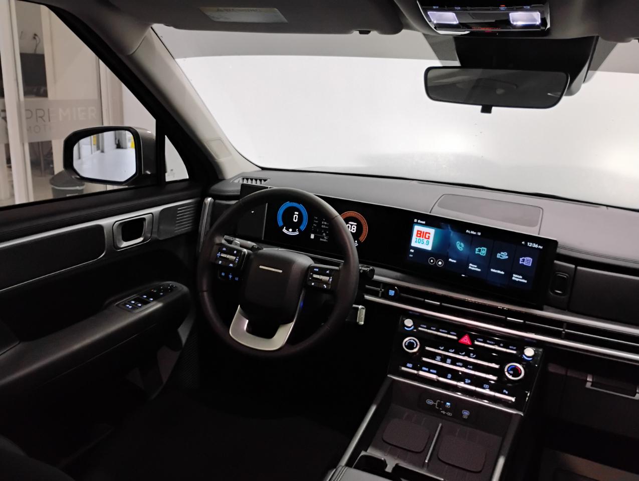 Hyundai Santa Fe SE 2024