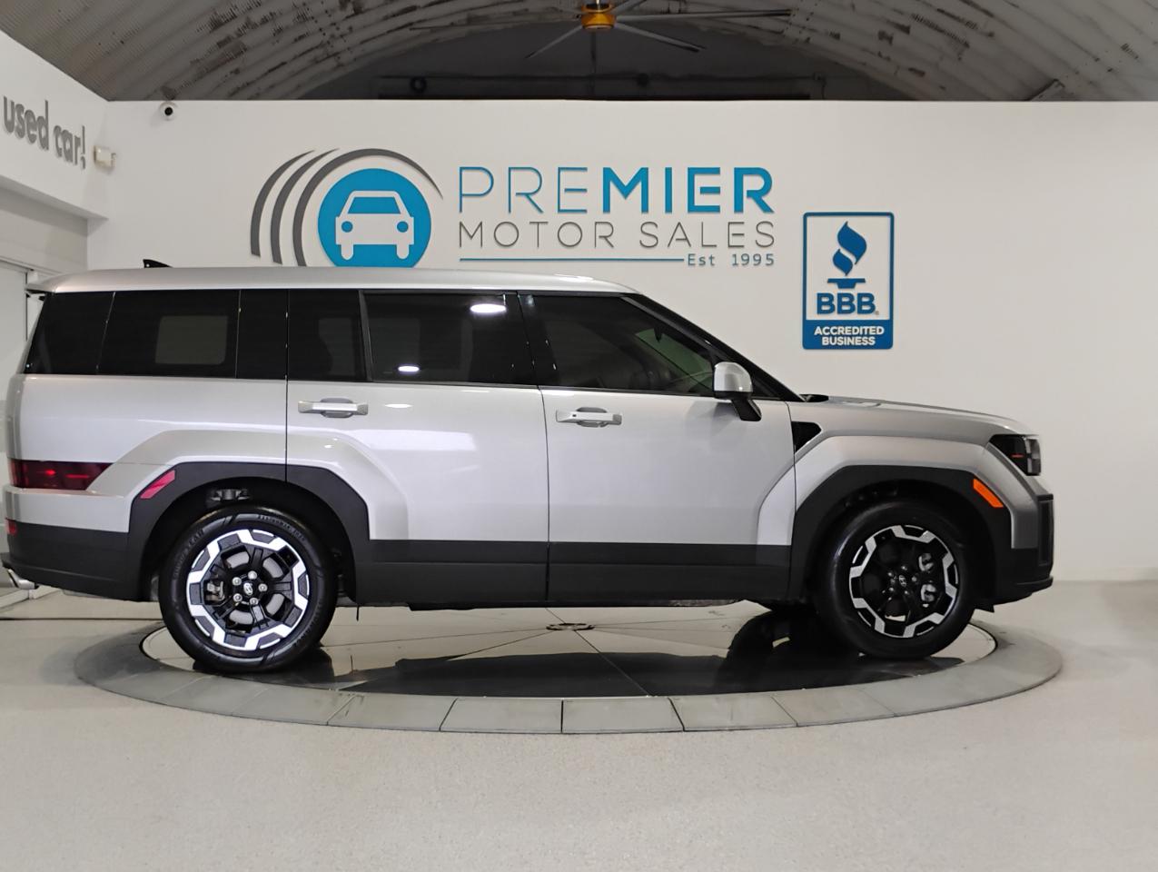 Hyundai Santa Fe SE 2024