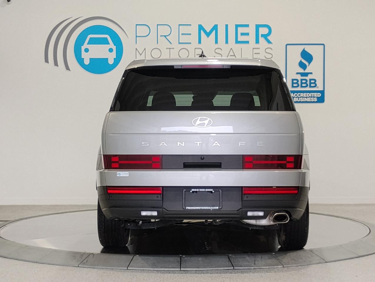 Hyundai Santa Fe SE 2024