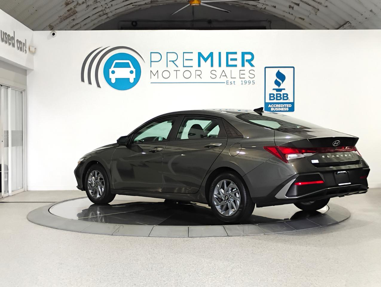 Hyundai Elantra SEL 2024