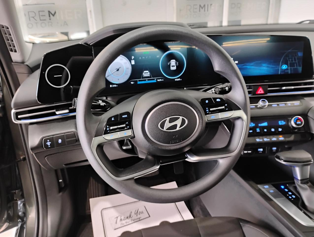 Hyundai Elantra SEL 2024