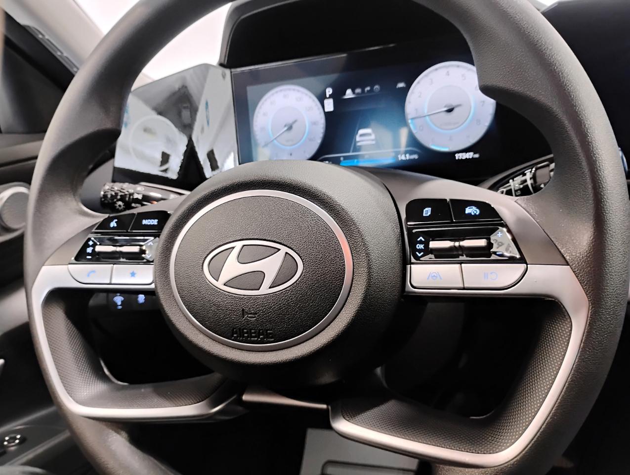 Hyundai Elantra SEL 2024