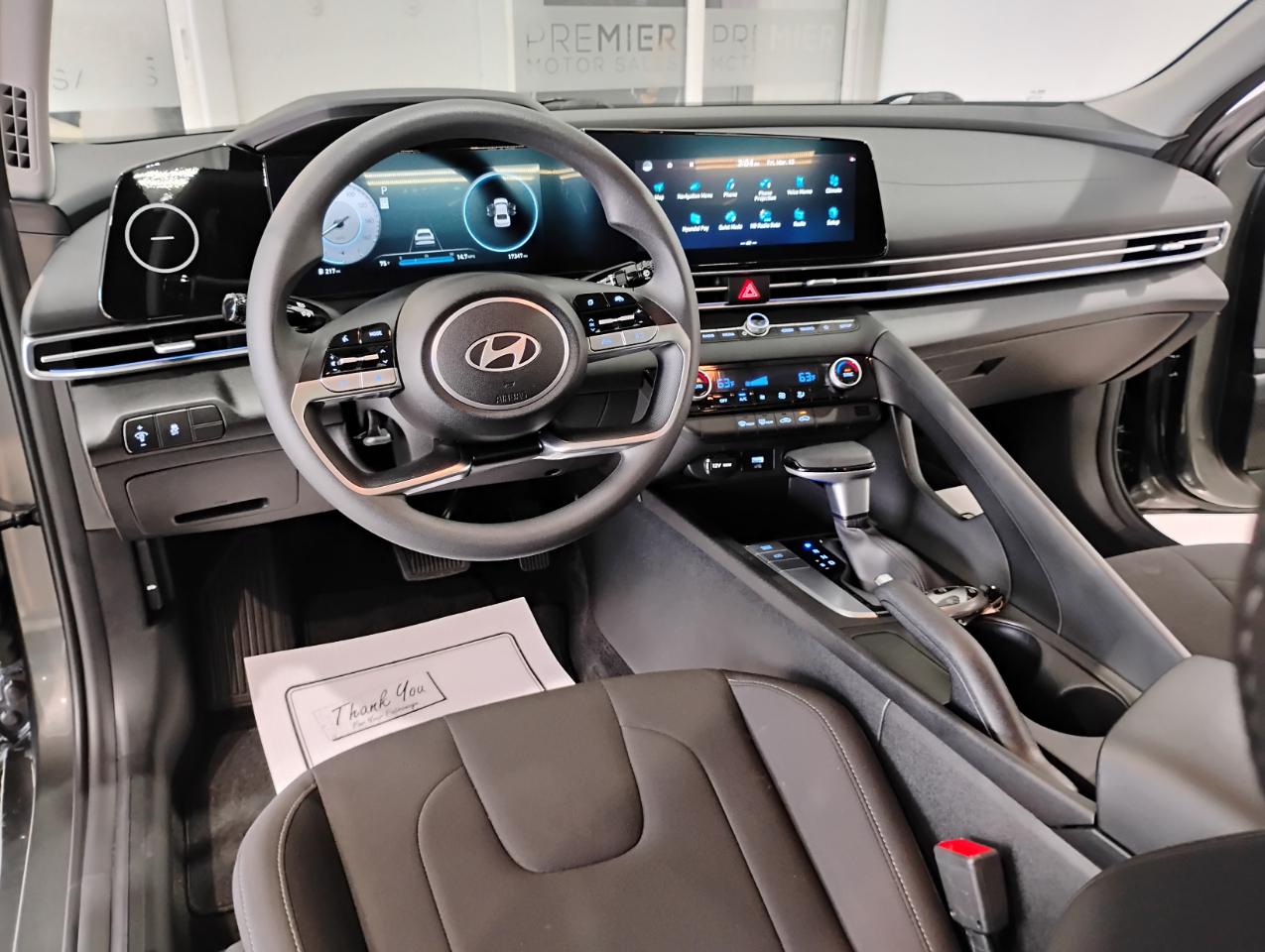 Hyundai Elantra SEL 2024