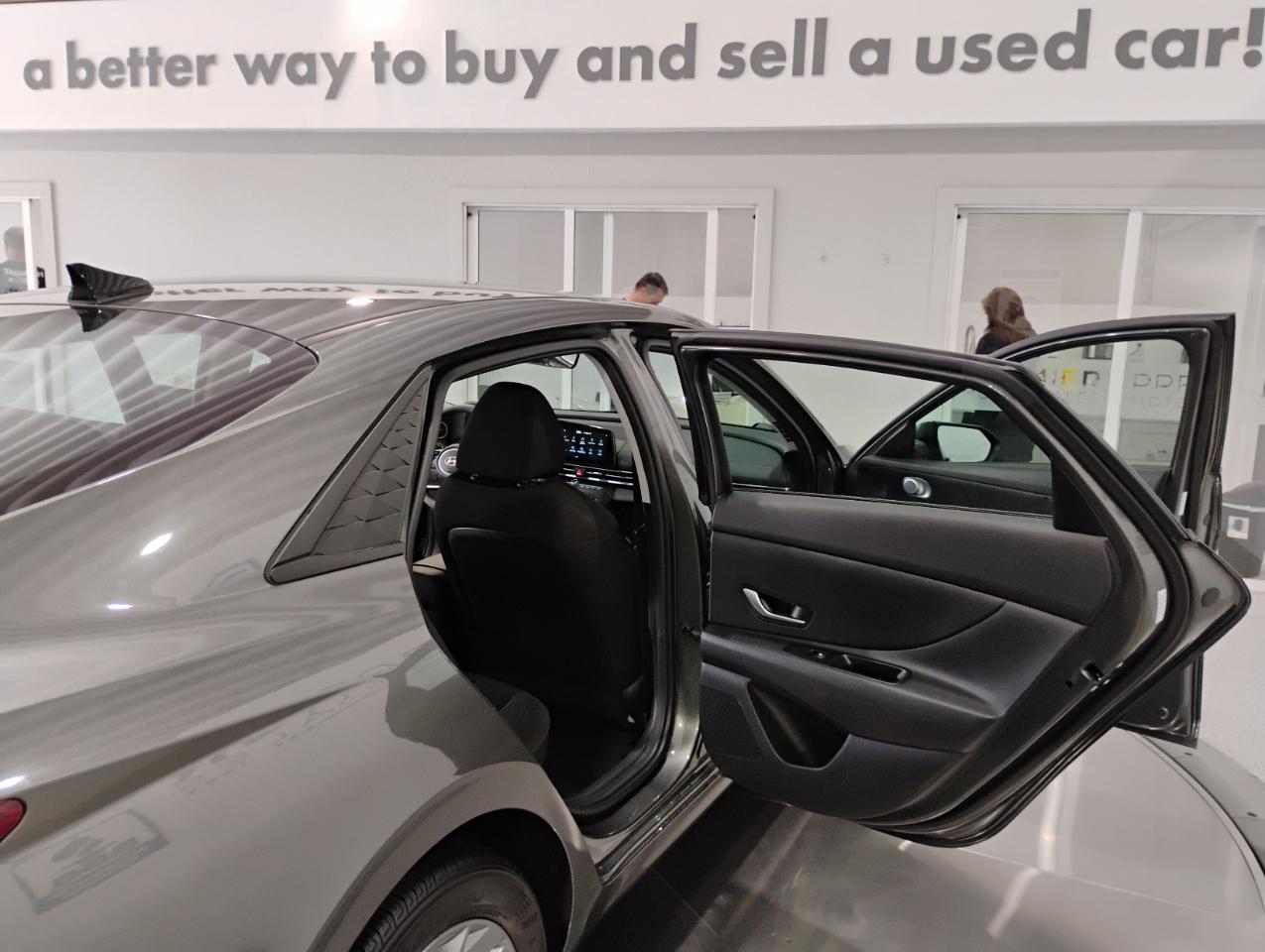 Hyundai Elantra SEL 2024