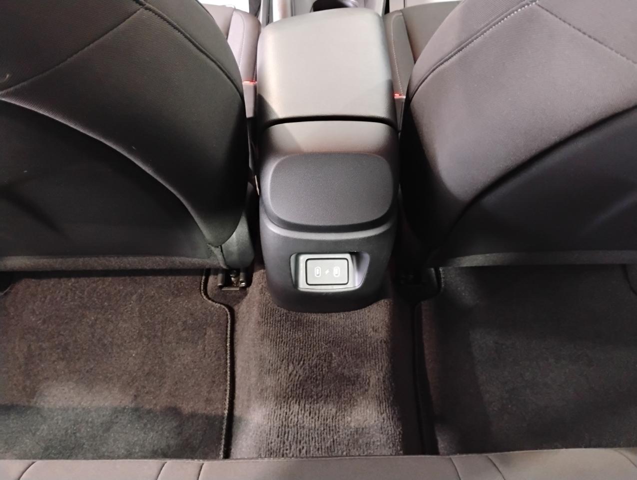 Hyundai Elantra SEL 2024