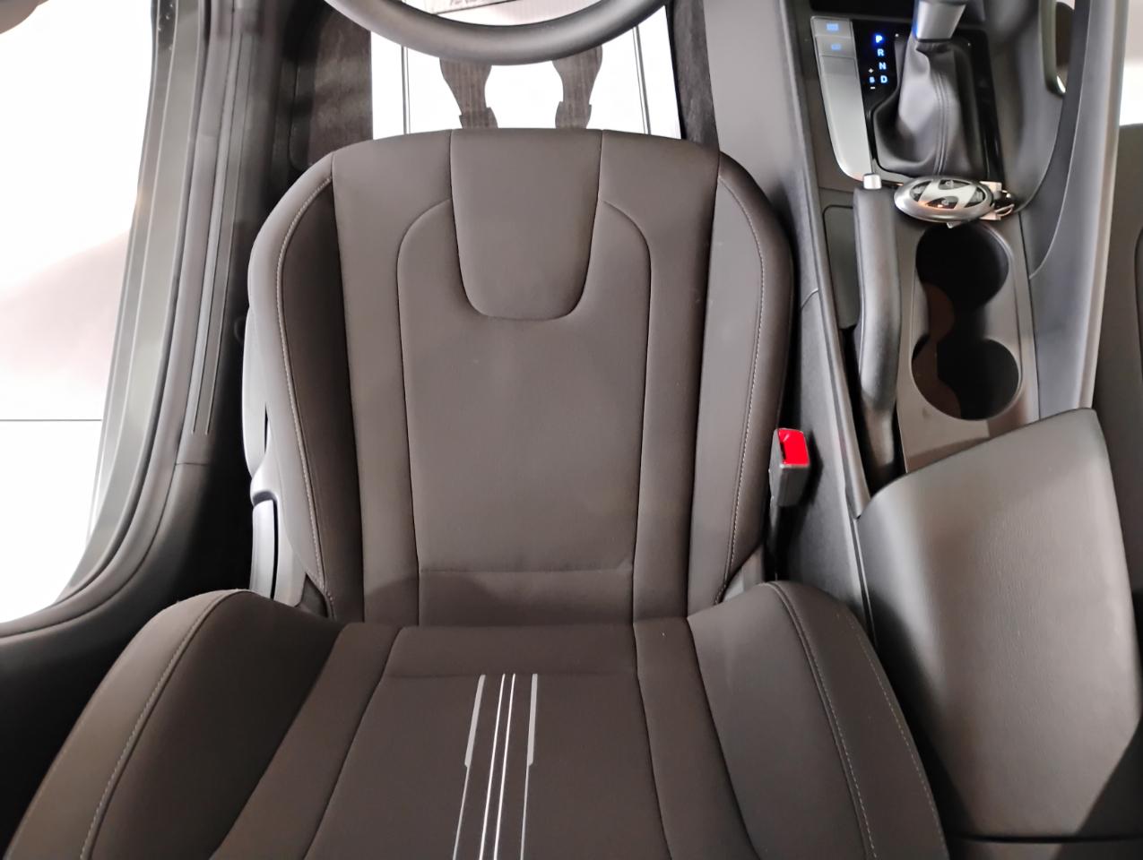 Hyundai Elantra SEL 2024