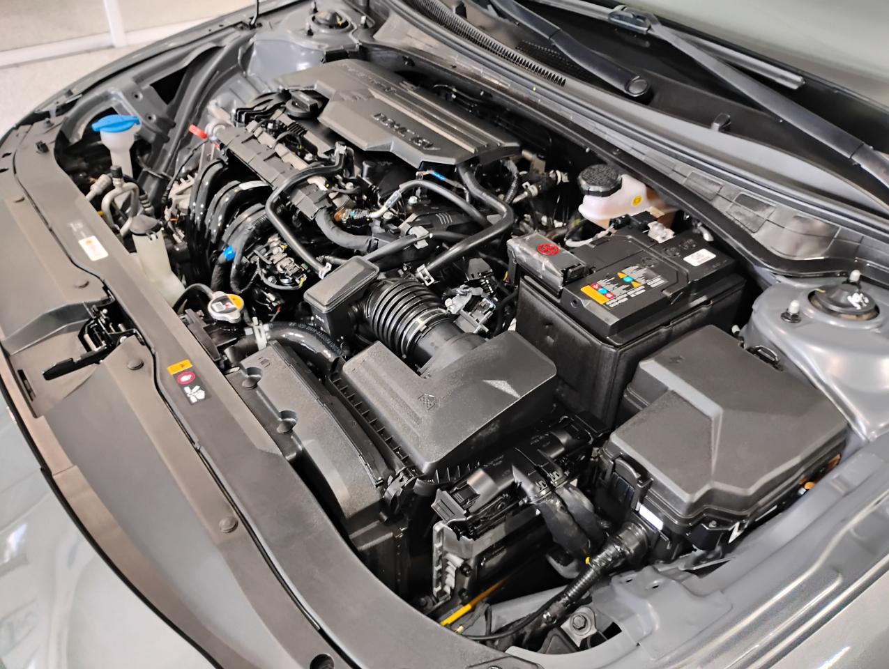 Hyundai Elantra SEL 2024