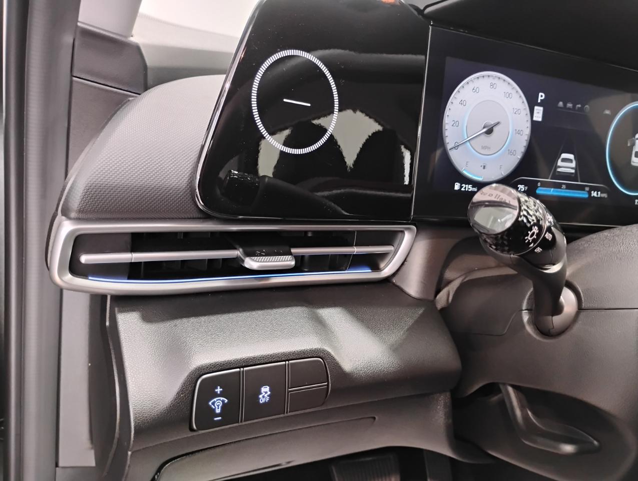 Hyundai Elantra SEL 2024