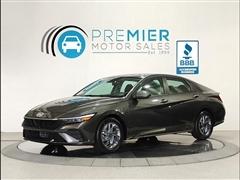 2024 Hyundai Elantra 