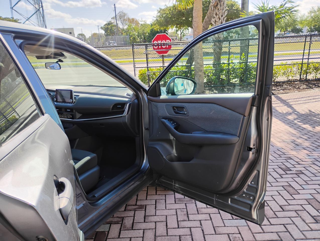 Nissan Rogue S AWD 2023