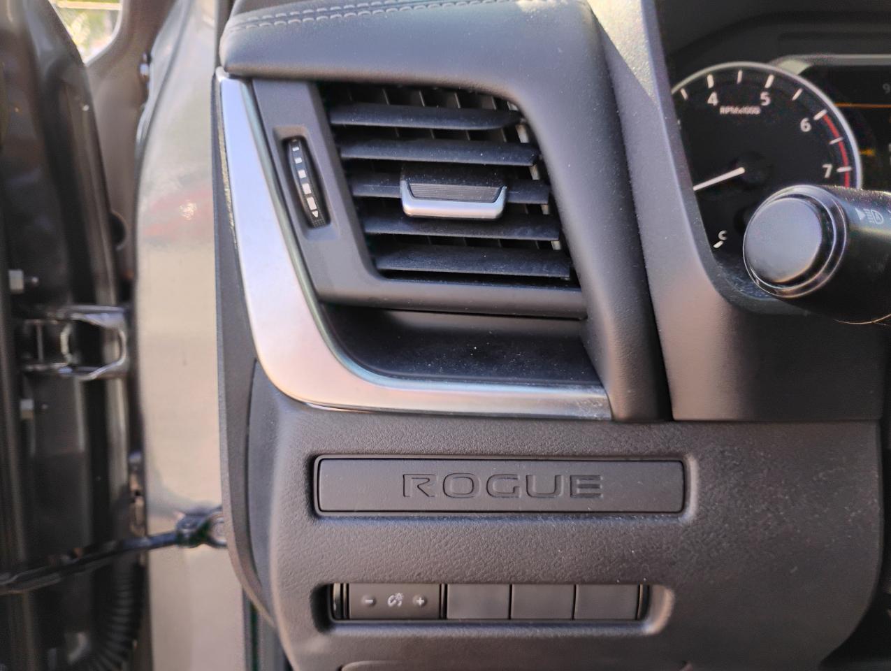 Nissan Rogue S AWD 2023