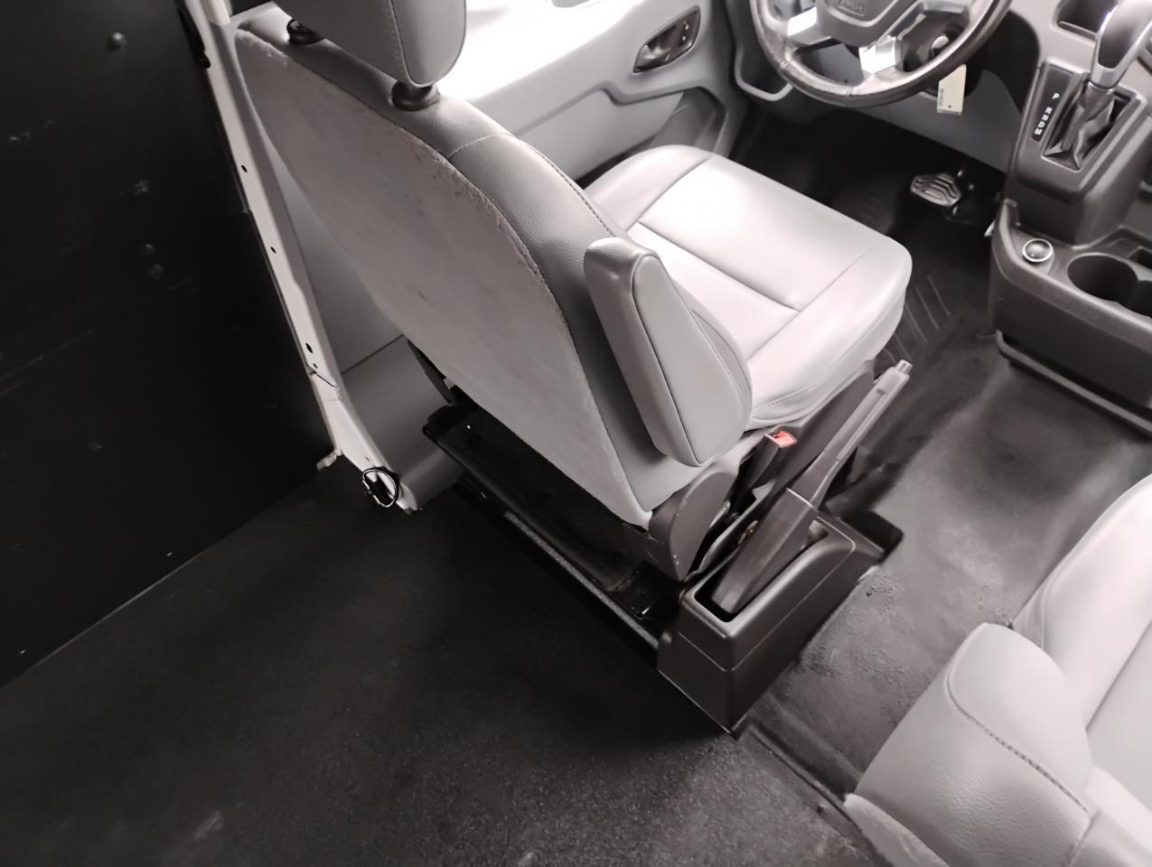 Ford Transit 250 Van Med. Roof w/Sliding Pass. 148-in. WB 2019