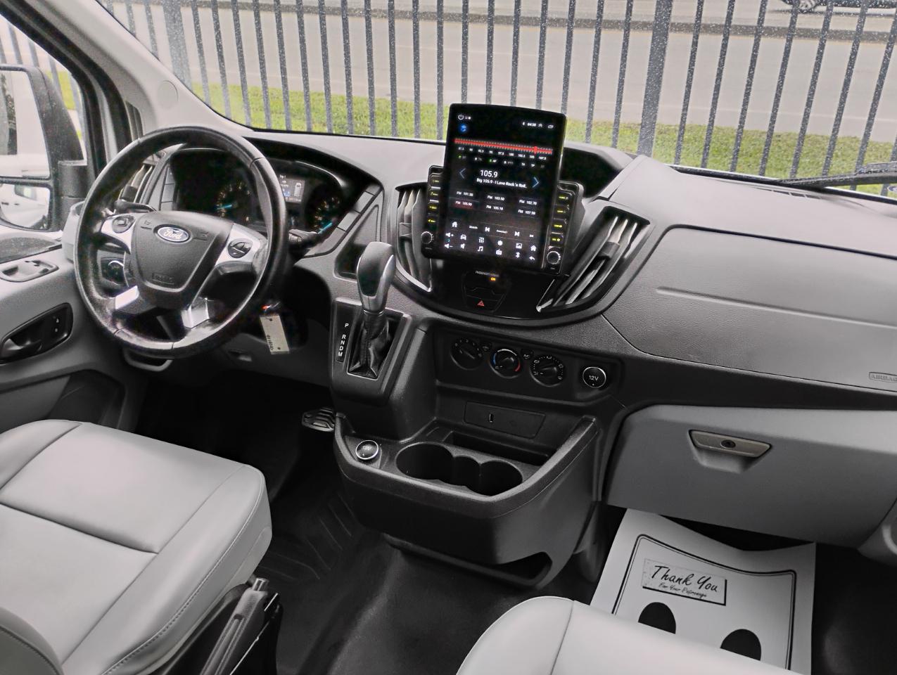 Ford Transit 250 Van Med. Roof w/Sliding Pass. 148-in. WB 2019