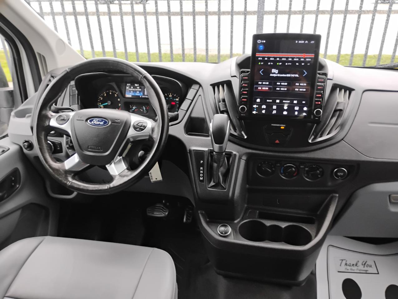 Ford Transit 250 Van Med. Roof w/Sliding Pass. 148-in. WB 2019