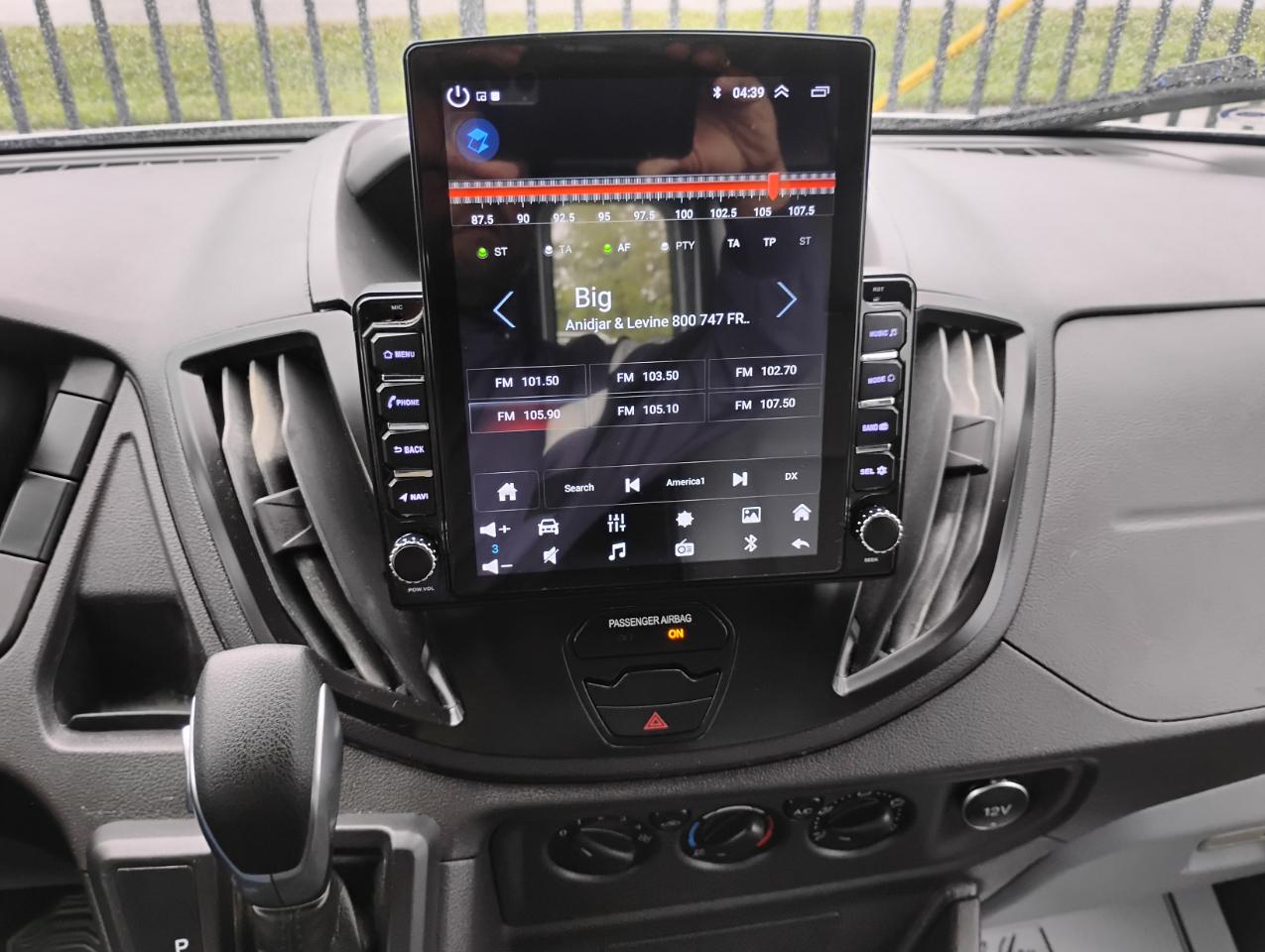 Ford Transit 250 Van Med. Roof w/Sliding Pass. 148-in. WB 2019