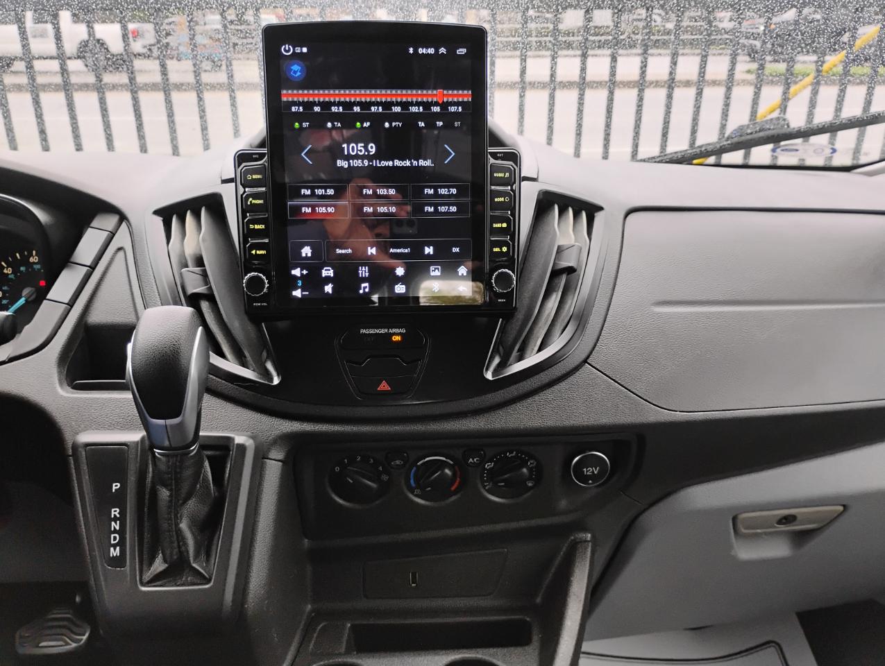 Ford Transit 250 Van Med. Roof w/Sliding Pass. 148-in. WB 2019