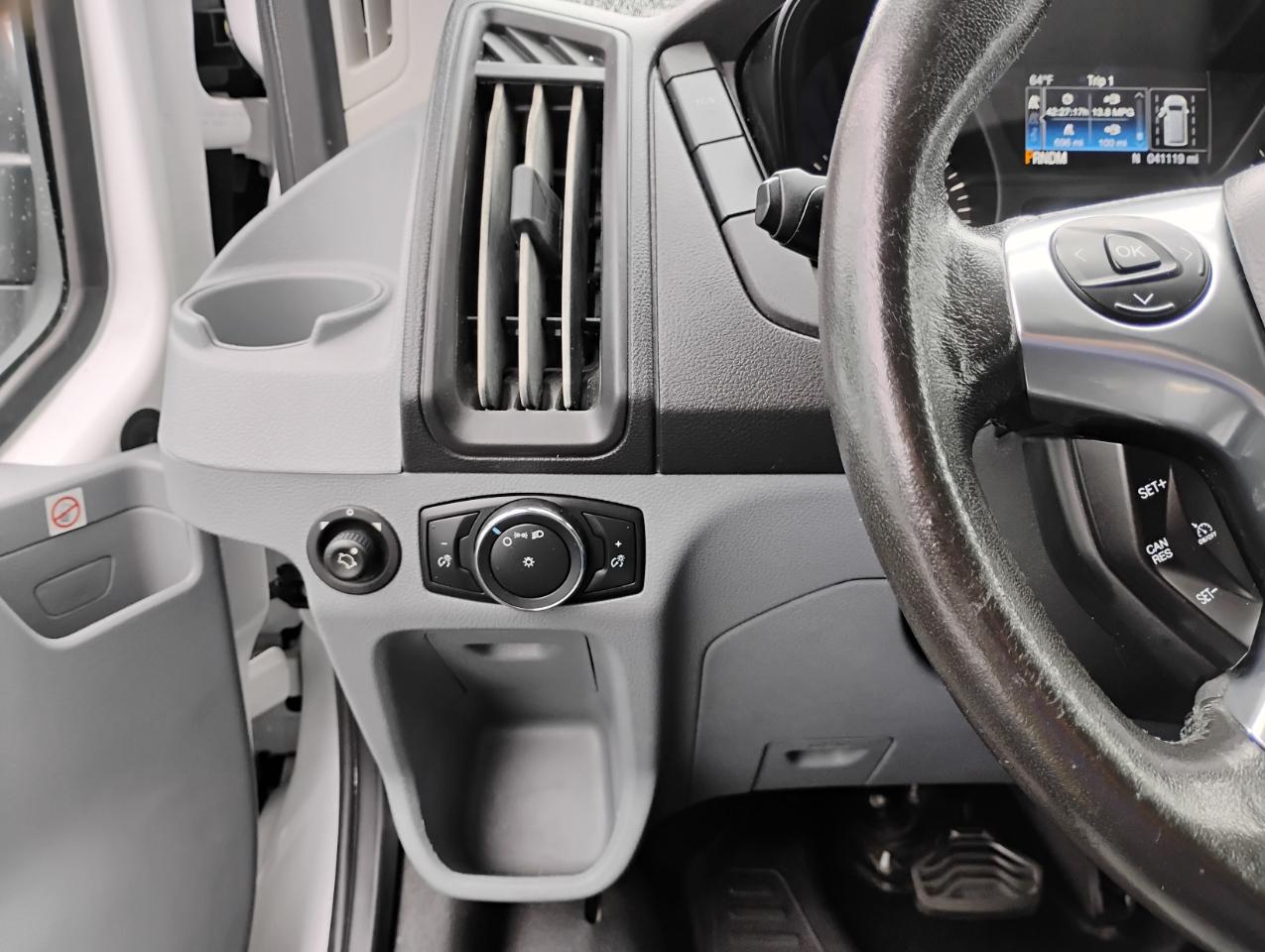 Ford Transit 250 Van Med. Roof w/Sliding Pass. 148-in. WB 2019