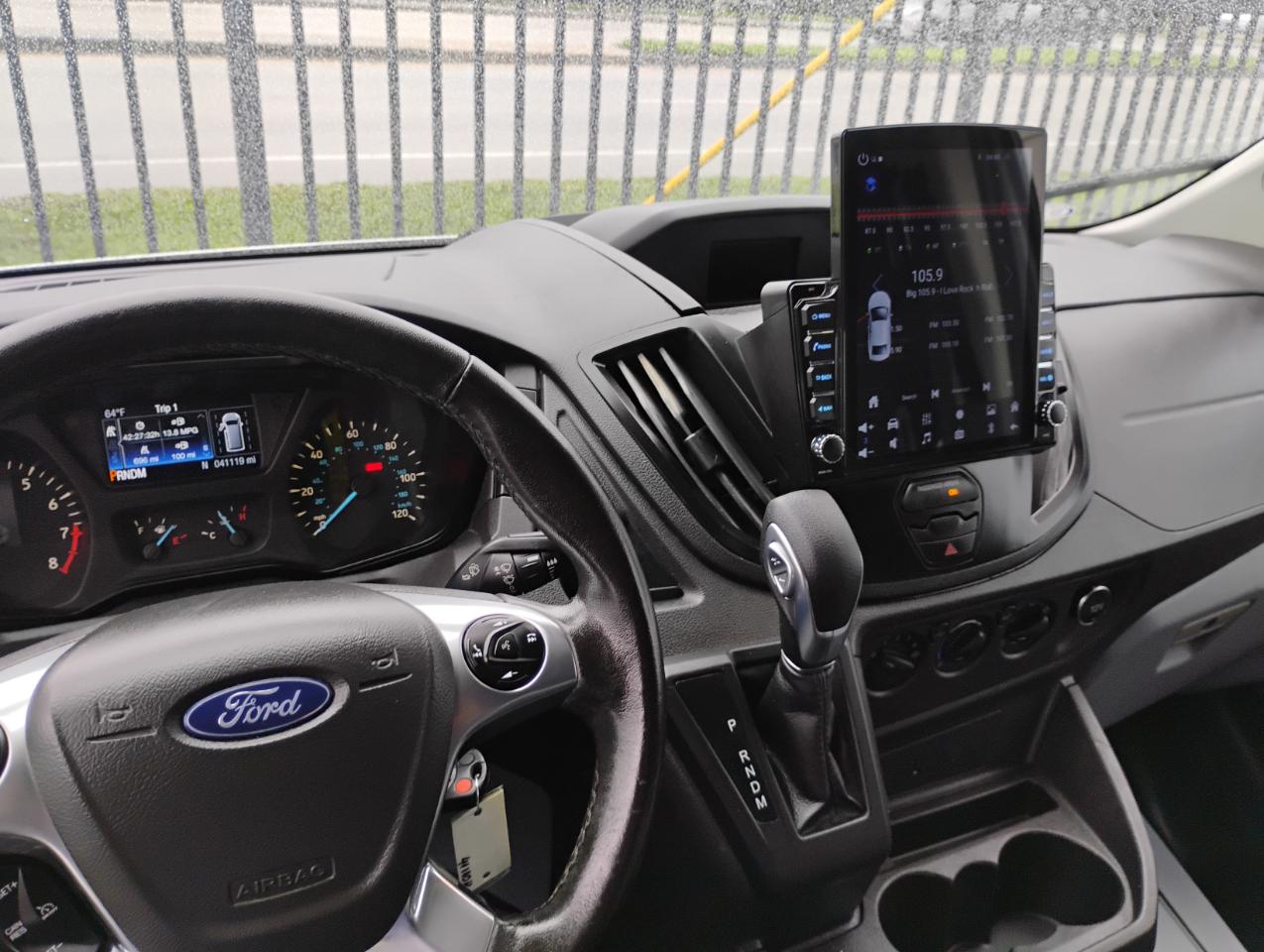 Ford Transit 250 Van Med. Roof w/Sliding Pass. 148-in. WB 2019