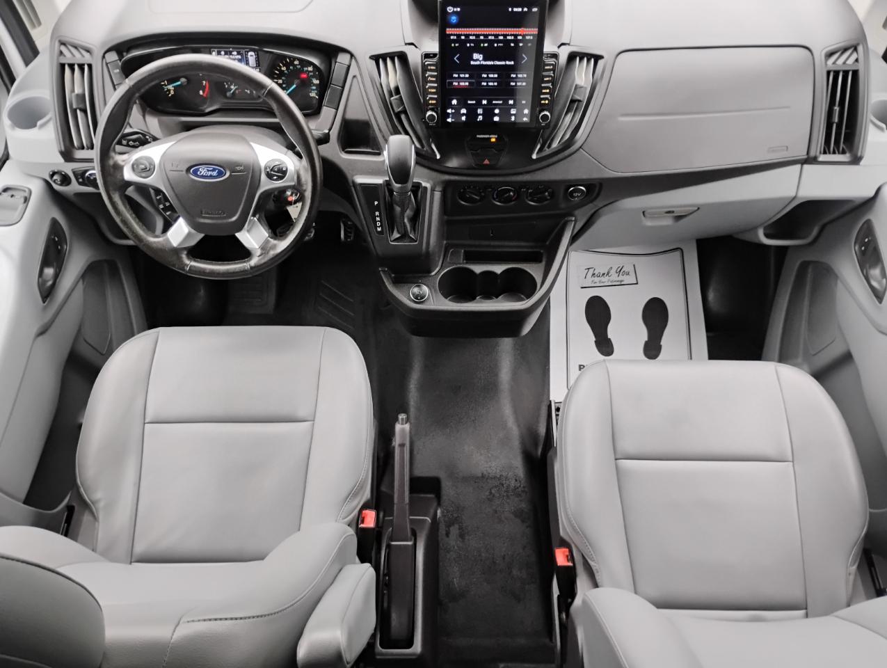 Ford Transit 250 Van Med. Roof w/Sliding Pass. 148-in. WB 2019