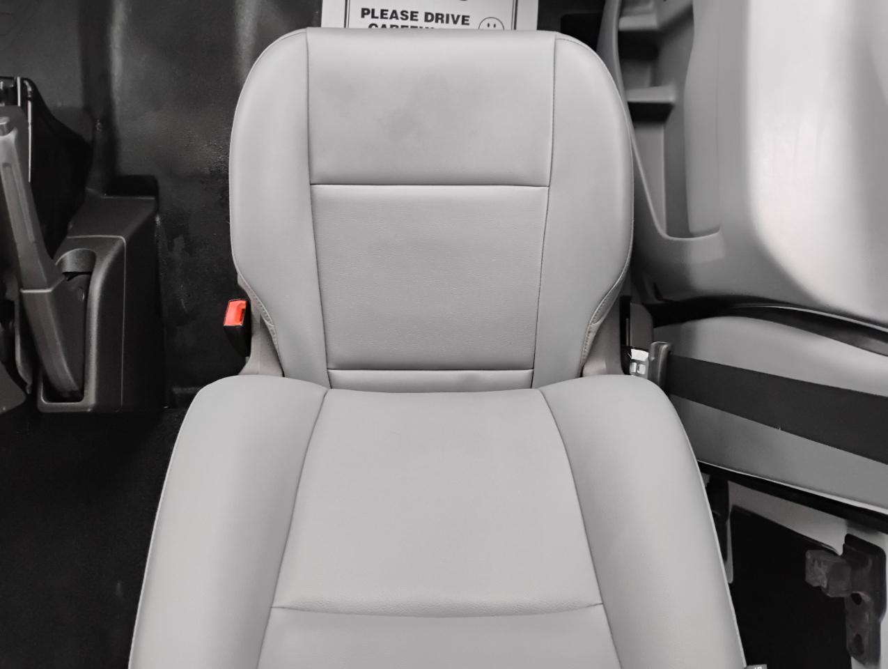 Ford Transit 250 Van Med. Roof w/Sliding Pass. 148-in. WB 2019