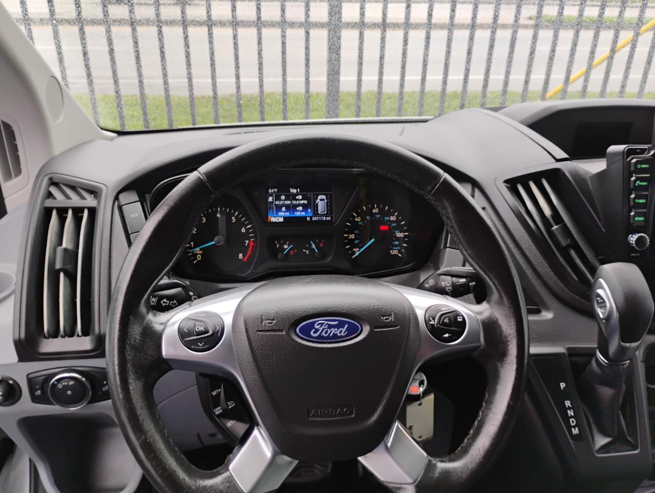 Ford Transit 250 Van Med. Roof w/Sliding Pass. 148-in. WB 2019