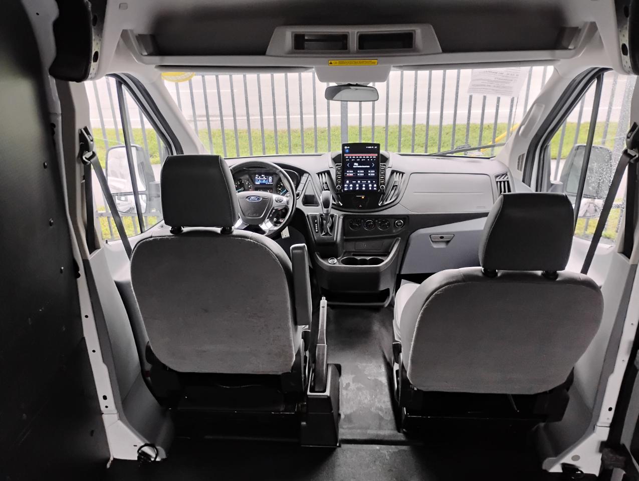 Ford Transit 250 Van Med. Roof w/Sliding Pass. 148-in. WB 2019