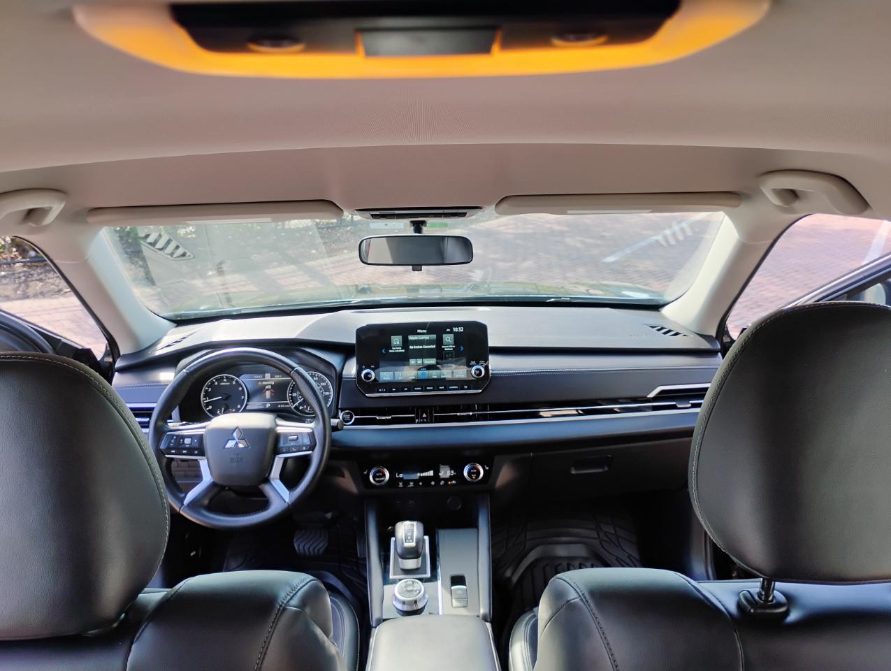 Mitsubishi Outlander SE 2WD 2023