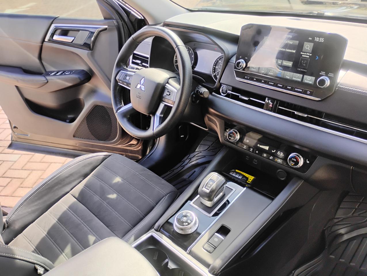 Mitsubishi Outlander SE 2WD 2023