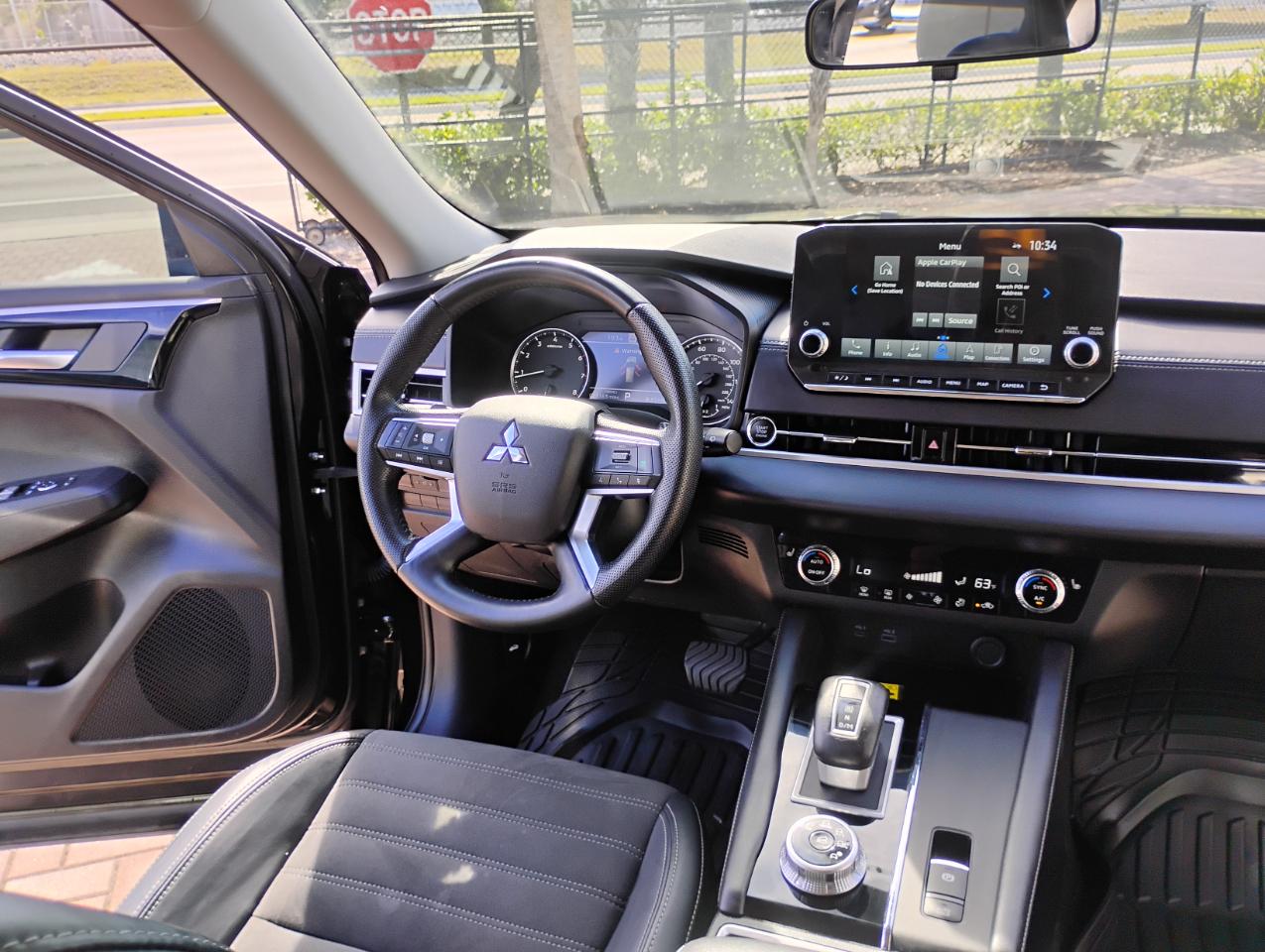 Mitsubishi Outlander SE 2WD 2023