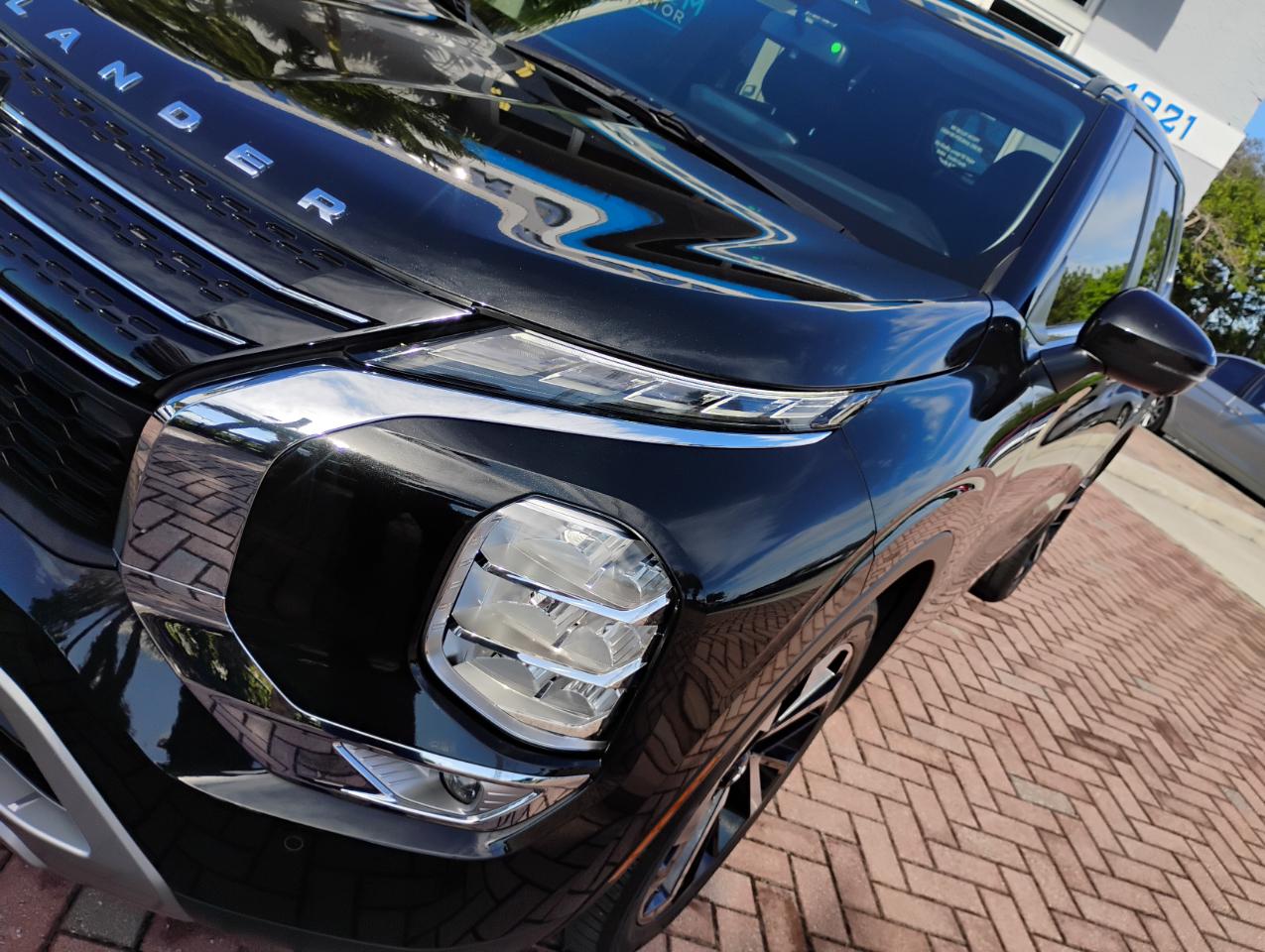 Mitsubishi Outlander SE 2WD 2023