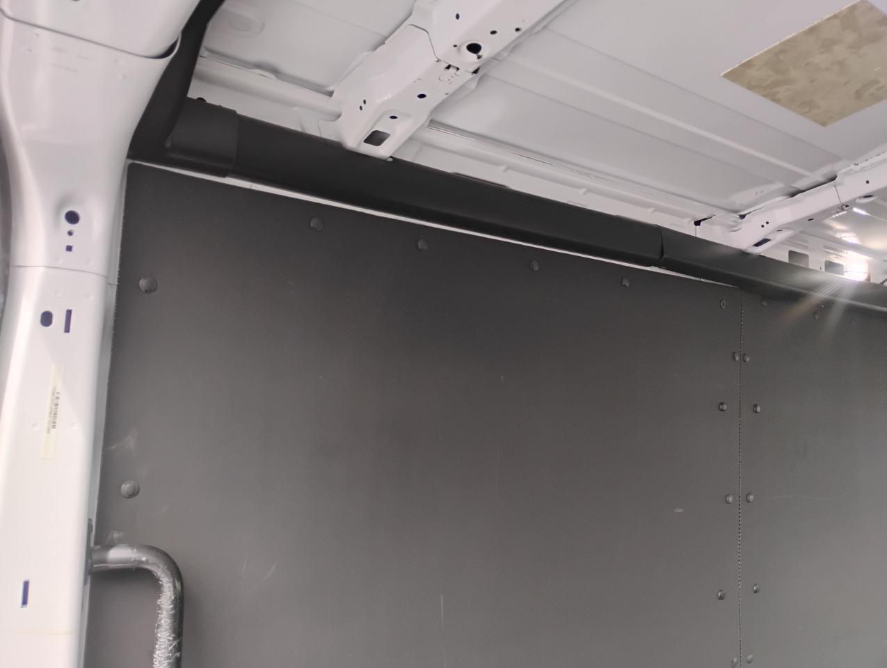 Ford Transit 150 Van Med. Roof w/Sliding Pass. 130-in. WB 2021