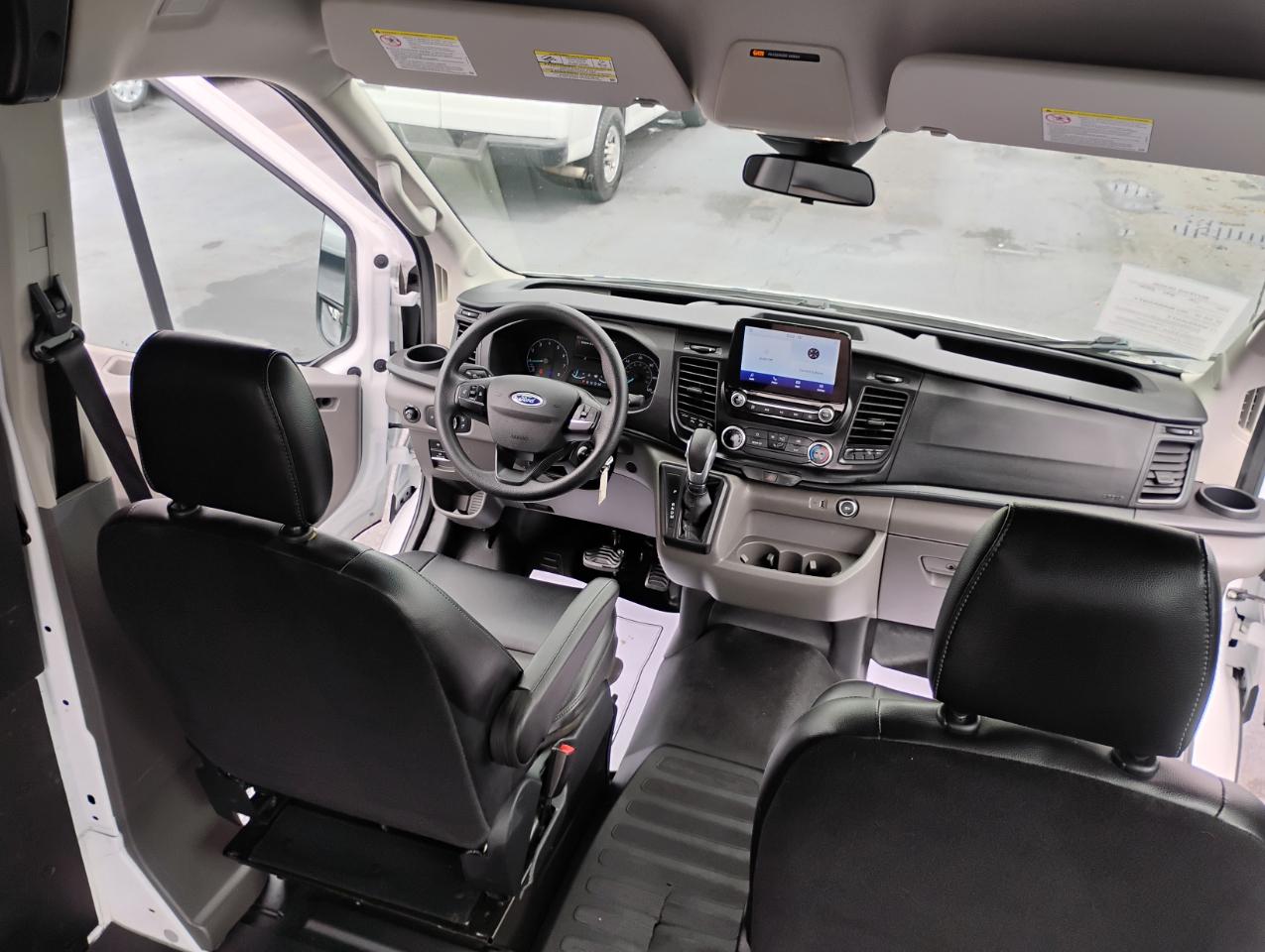 Ford Transit 150 Van Med. Roof w/Sliding Pass. 130-in. WB 2021