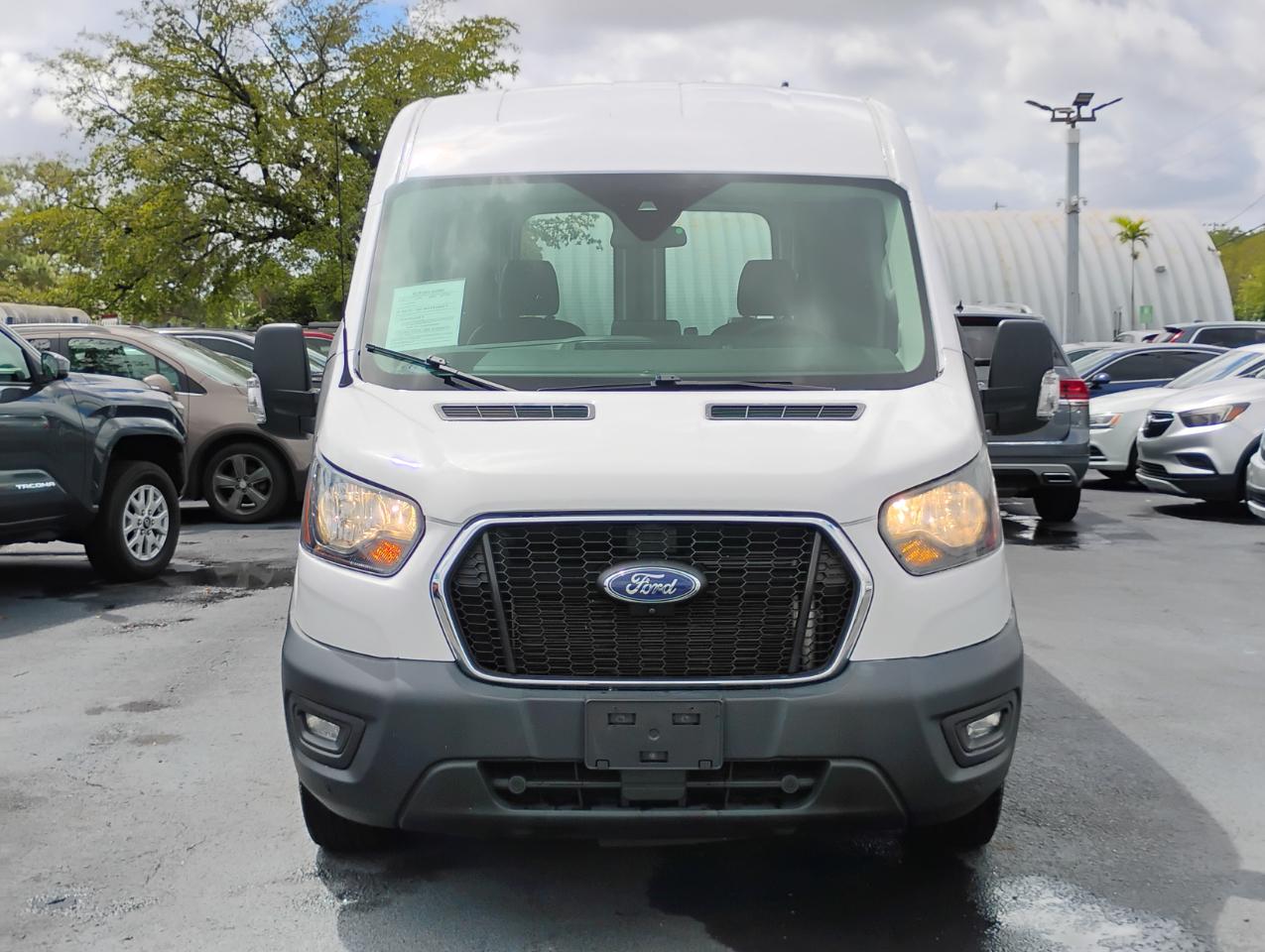 Ford Transit 150 Van Med. Roof w/Sliding Pass. 130-in. WB 2021