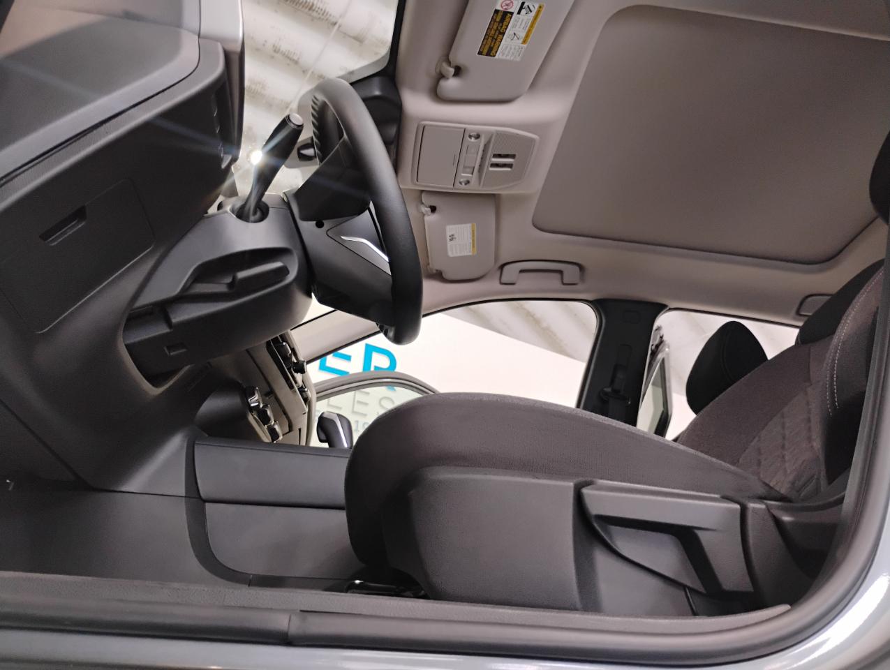 Nissan Kicks SV 2025