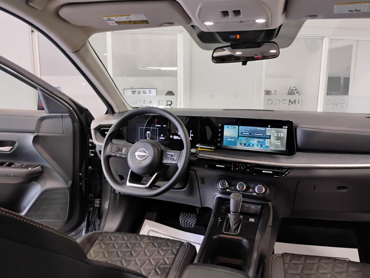 Nissan Kicks SV 2025