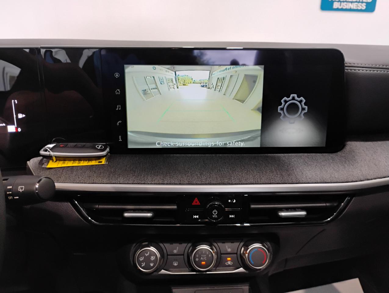 Nissan Kicks SV 2025