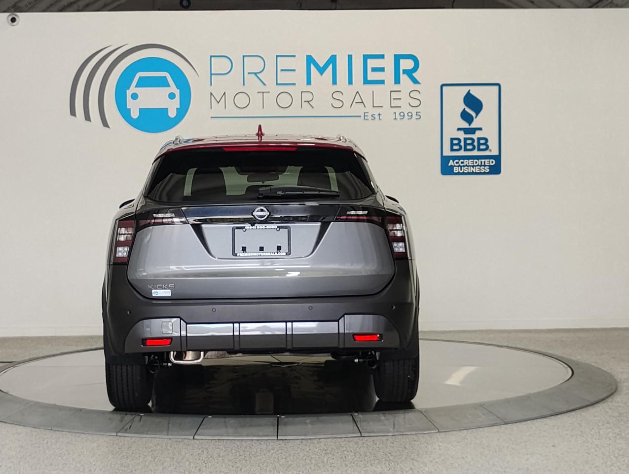 Nissan Kicks SV 2025