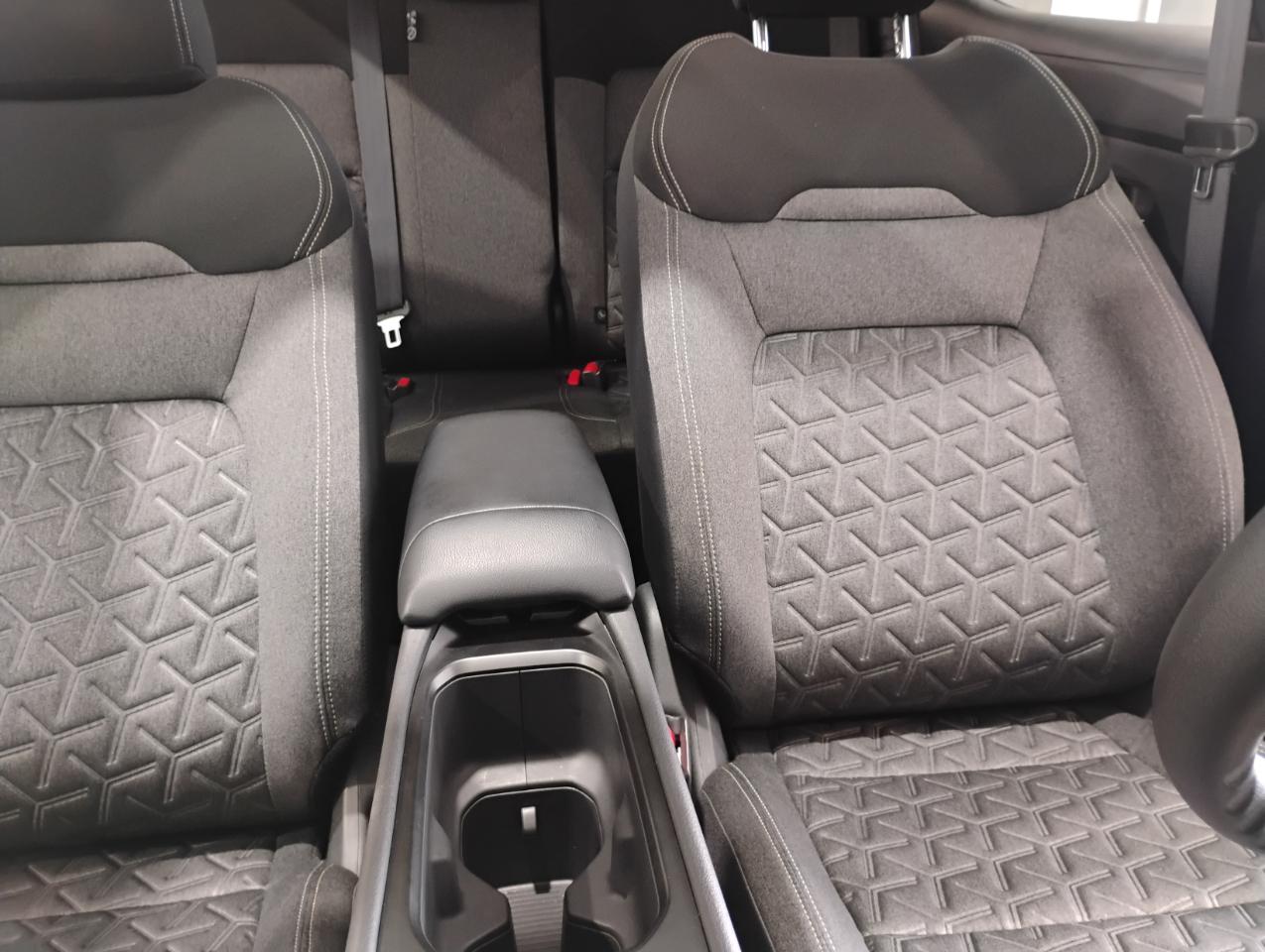 Nissan Kicks SV 2025
