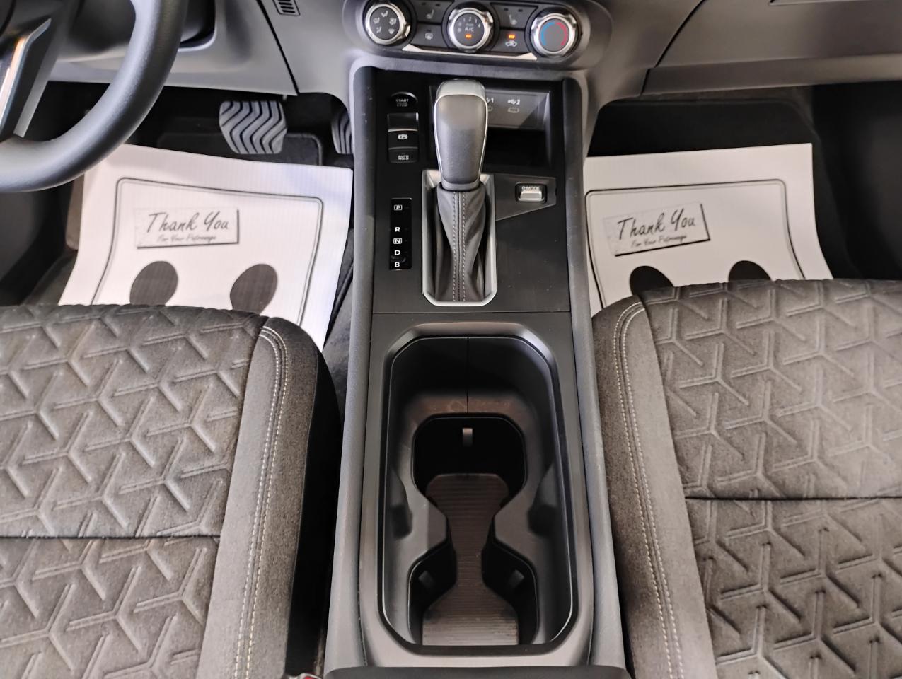 Nissan Kicks SV 2025