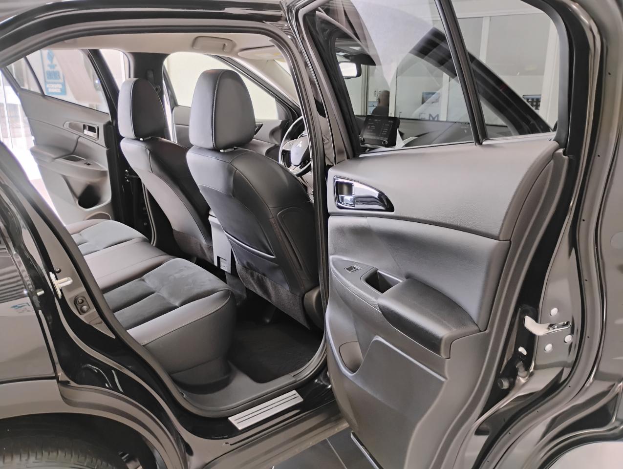 Mitsubishi Eclipse Cross SE AWD 2024